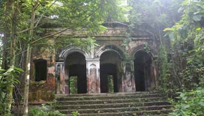 লক্ষ্মীপুরের সম্ভাবনাময় পর্যটন কেন্দ্র জমিদার বাড়ি ও খোয়া সাগর দীঘি লক্ষ্মীপুরের সম্ভাবনাময় পর্যটন কেন্দ্র জমিদার বাড়ি ও খোয়া সাগর দীঘি