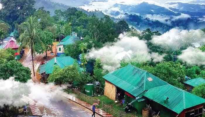 মেঘের দেশ সাজেকে পর্যটকের ভিড়