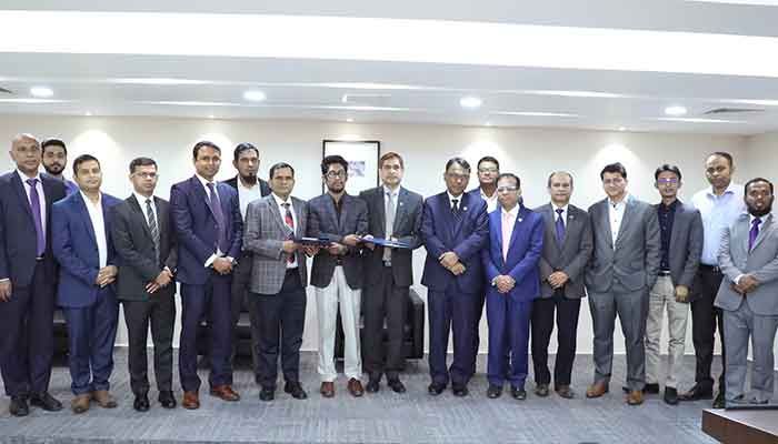 বুক বিল্ডিং পদ্ধতিতে শেয়ারের কাট অফ প্রাইস নির্ধারণের জন্য ইলেক্ট্রনিক সাবস্ক্রিপশন সিস্টেম ব্যবহারের উদ্দেশ্যে ডিএসই ও সিএসই’র সঙ্গে ওয়ালটনের সঙ্গে চুক্তি স্বাক্ষর অনুষ্ঠানে প্রতিষ্ঠানগুলোর উর্ধ্বতন কর্মকর্তারা বুক বিল্ডিং পদ্ধতিতে শেয়ারের কাট অফ প্রাইস নির্ধারণের জন্য ইলেক্ট্রনিক সাবস্ক্রিপশন সিস্টেম ব্যবহারের উদ্দেশ্যে ডিএসই ও সিএসই’র সঙ্গে ওয়ালটনের সঙ্গে চুক্তি স্বাক্ষর অনুষ্ঠানে প্রতিষ্ঠানগুলোর উর্ধ্বতন কর্মকর্তারা