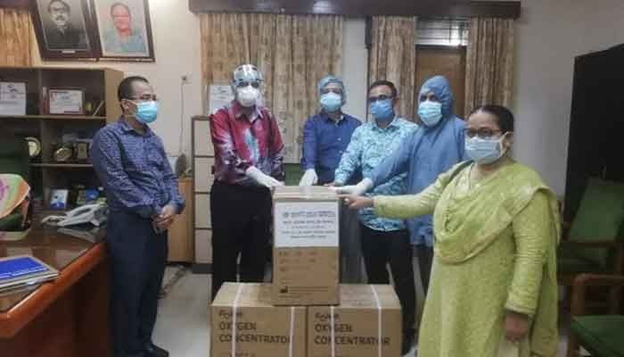 সিলেট এম এ জি ওসমানী মেডিকেল কলেজেকে কনসেনট্রেটর প্রদান সিলেট এম এ জি ওসমানী মেডিকেল কলেজেকে কনসেনট্রেটর প্রদান