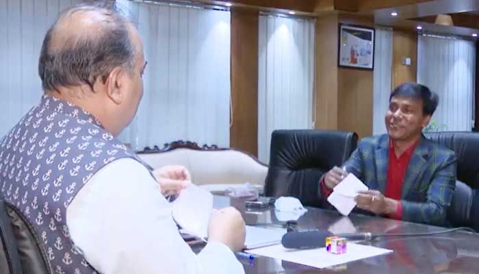 ‘পুঁজিবাজার হবে দীর্ঘমেয়াদি অর্থায়নের কেন্দ্র’ ‘পুঁজিবাজার হবে দীর্ঘমেয়াদি অর্থায়নের কেন্দ্র’