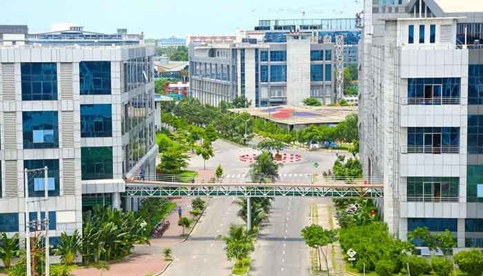 গাজীপুরের চন্দ্রায় ওয়ালটন হাই-টেক ইন্ডাস্ট্রিজ লিমিটেড-এর কয়েকটি ভবন গাজীপুরের চন্দ্রায় ওয়ালটন হাই-টেক ইন্ডাস্ট্রিজ লিমিটেড-এর কয়েকটি ভবন
