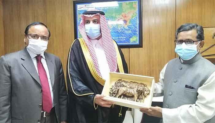 দেশের পর্যটন খাতে বিনিয়োগ করতে চায় সৌদি আরব