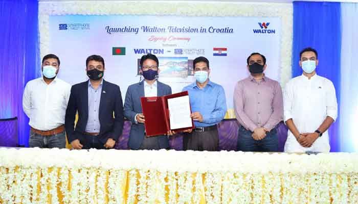 চুক্তিস্বাক্ষর অনুষ্ঠানে দুই প্রতিষ্ঠানের ঊর্দ্ধতন কর্মকর্তারা চুক্তিস্বাক্ষর অনুষ্ঠানে দুই প্রতিষ্ঠানের ঊর্দ্ধতন কর্মকর্তারা