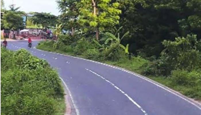 আরাকান সড়কের দ্রুত সম্প্রসারণ দরকার আরাকান সড়কের দ্রুত সম্প্রসারণ দরকার