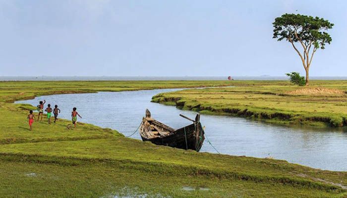 নিঝুম দ্বীপে পর্যটনশিল্পের অপার সম্ভাবনা