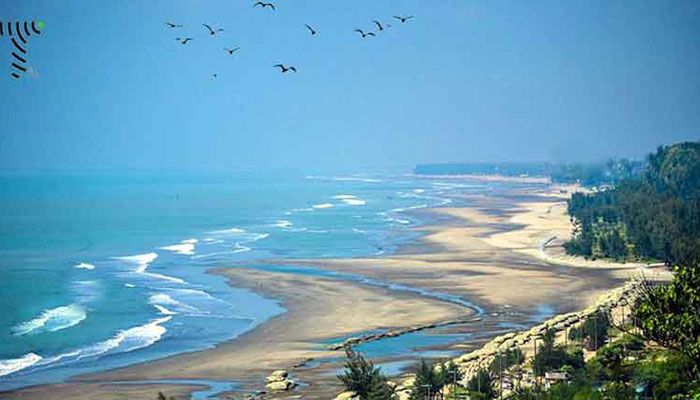 ঈদের ছুটিতে স্বপ্ন দেখছেন কক্সবাজারের পর্যটন ব্যবসায়ীরা