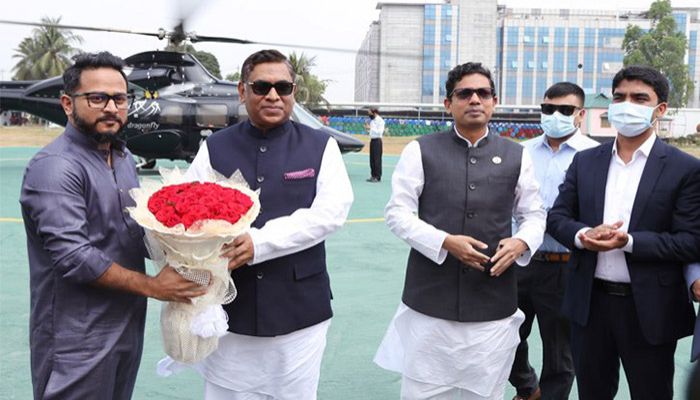 ওয়ালটন কারখানায় বিদ্যুৎ প্রতিমন্ত্রী এবং আইসিটি প্রতিমন্ত্রী