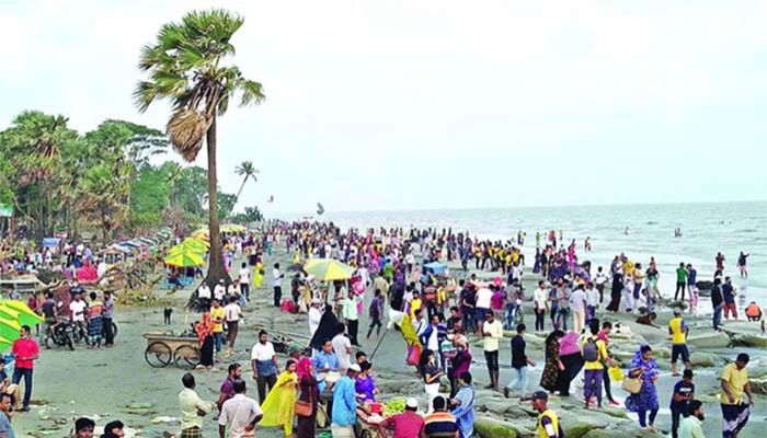 পর্যটন কেন্দ্র কুয়াকাটায় বাড়ছে সরকারি ও বেসরকারি বিনিয়োগ