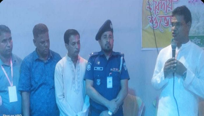 সুবর্ণচরে পূজা মন্ডপ পরিদর্শন করলেন পুলিশ সুপার সুবর্ণচরে পূজা মন্ডপ পরিদর্শন করলেন পুলিশ সুপার