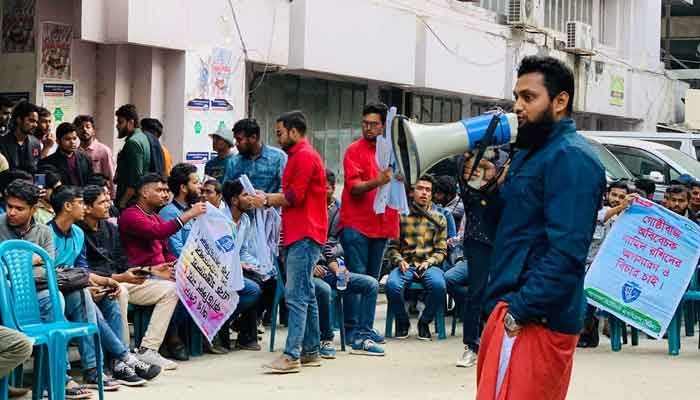 প্রাণিসম্পদ অধিদপ্তরে অনিয়মে জড়িতদের বিশৃঙ্খলা প্রাণিসম্পদ অধিদপ্তরে অনিয়মে জড়িতদের বিশৃঙ্খলা