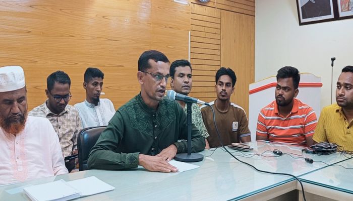 সুবর্ণচরে ভাইস চেয়ারম্যান পদপ্রার্থীর মতবিনিময় সুবর্ণচরে ভাইস চেয়ারম্যান পদপ্রার্থীর মতবিনিময়