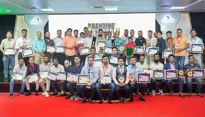 ৬৩ পরিবেশক, প্লাজা ও কর্মকর্তাকে ‘ব্র্যান্ডিং হিরোজ’ পুরস্কার দিলো ওয়ালটন